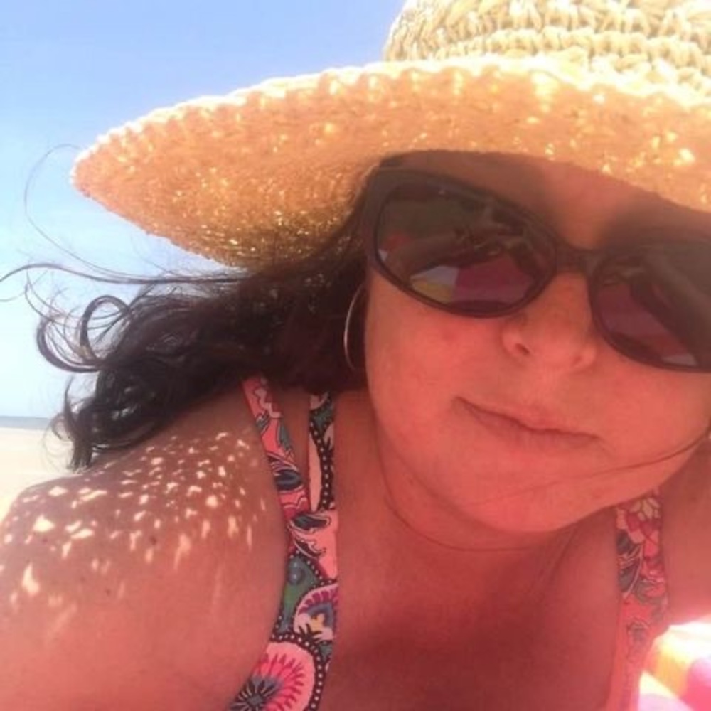 Meet your Posher, Claire